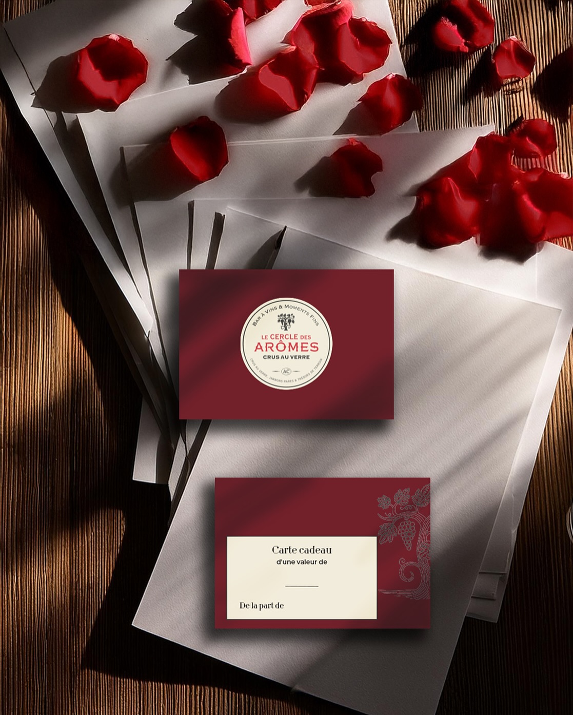 Offrez un moment d'exception à votre moitié ! ❤️ 
Nos cartes cadeaux sont disponibles dans vos Cercles pour une Saint-Valentin sous le signe du plaisir et de la dégustation. 🍷✨
📍 Disponible dans nos bars à vin
🎁 Montant au choix

#CercledesAromes #WineBar #WineLovers #BarAVin