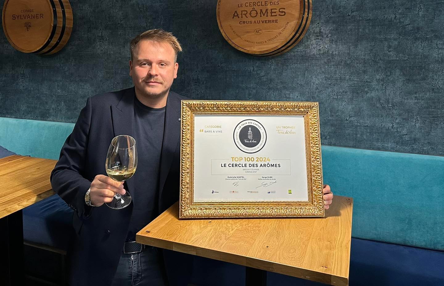 Le Cercle des Arômes, top 2024 des plus belles cartes de vins de France par Terres de Vins 🍷

• L'abus d'alcool est dangereux pour la santé •

#vin #baravin #vinauverre #licencedemarque