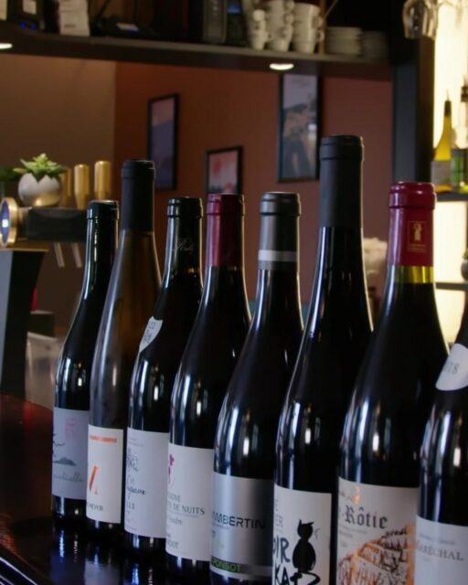 Notre cœur de métier : le vin au verre 🍷

• L'abus d'alcool est dangereux pour la santé •

#vin #wine #baravin #winebar #vinauverre