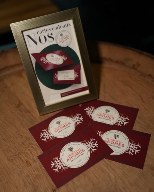 ✨ Idée cadeau last minute ? ✨
Offrez une expérience qui se déguste. 🍷

Les cartes cadeaux du Cercle des Arômes offrent un an pour explorer les plus grandes cartes de vins au verre de France. 🎁
Vous choisissez le montant à partir de 20 € par personne et on s'occupe du reste.

📞 Contactez-nous pour tout renseignement.

#LeCercleDesArômes #BarAVin #WineBar #WineLovers #ChristmasIdeas #Christmas2025 #ChristmasWine #Wine #CadeauDeNoel